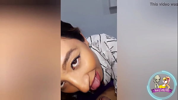 Colombiana muy ardiente recibe una_sabrosa follada en un casting_porno