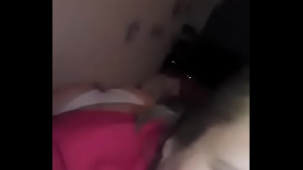 Iliana estrada moviendo rico el culo