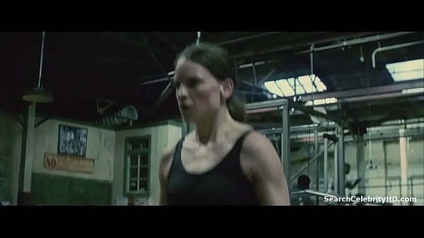 Hilary Swank in Million Dollar b. 2004