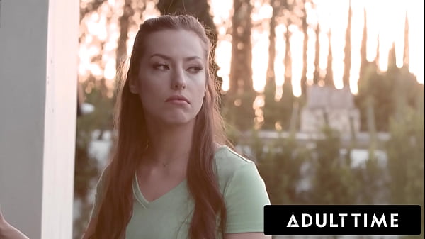 Play MP4 - ADULT TIME - MILF Lesbian Dee Williams Helps Her Curious Straight Tenant Spencer Bradley Orgasm&excl;