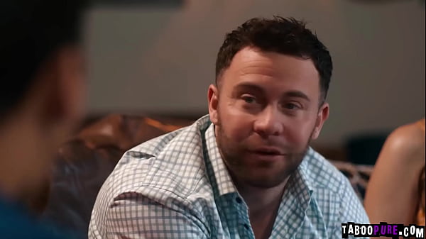 Nonton Step Parents Reveal That They Want All Four Of Them To Fuck thumbnail