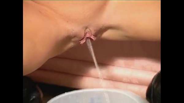 Play MP4 - Holy and Blessed golden nectar&colon; The female piss
