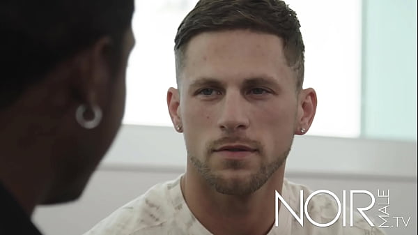 mi primera vez con un hombre negro y me rompe el culo 