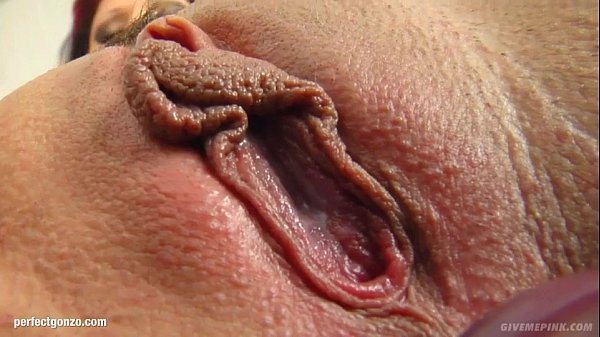 Play MP4 - Solo hottie Maya Bee masturbating on Give Me Pink with passion