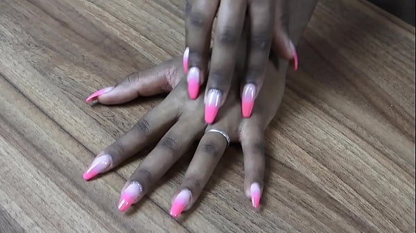 Black Babe Estrella Present Her Hands And Pink Finger Nails thumbnail