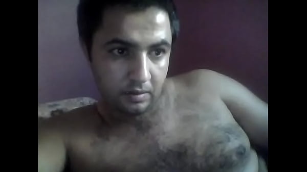 Play MP4 - Hairy chest man