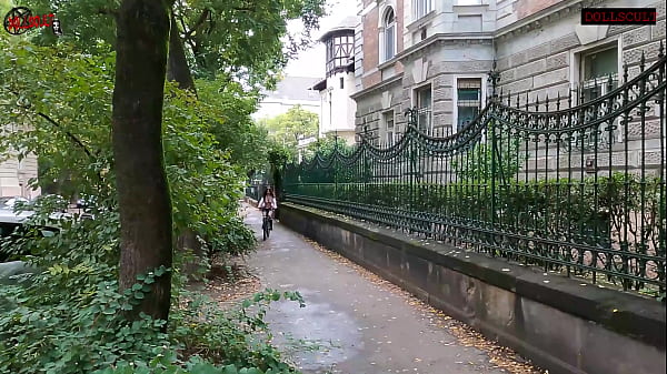 Play MP4 - I flash my pussy and tits while riding a bike through the streets of Budapest - DOLLSCULT