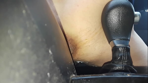 Play MP4 - Ripping ass with stickshift