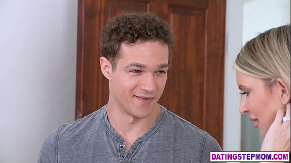 Play MP4 - Huge tits stepmom MILF Gigi Dior for one last time fucking her new stepson