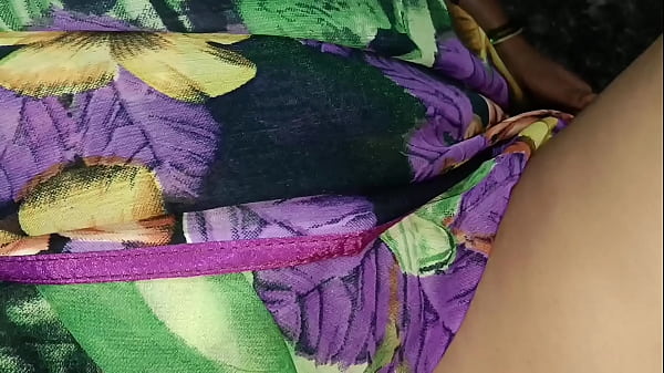 Play MP4 - Indian Horney couple enjoying sex in Kitchen