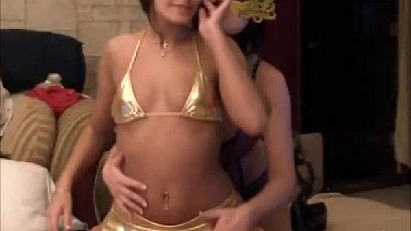 Strap on made us both squirt 