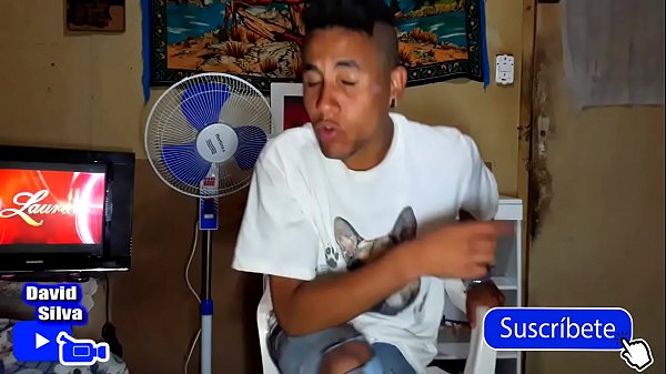 Play MP4 - MI NOVIO LO TENÍA MUY GRANDE PARA MI &lpar;GAY&rpar; &vert; David Silva