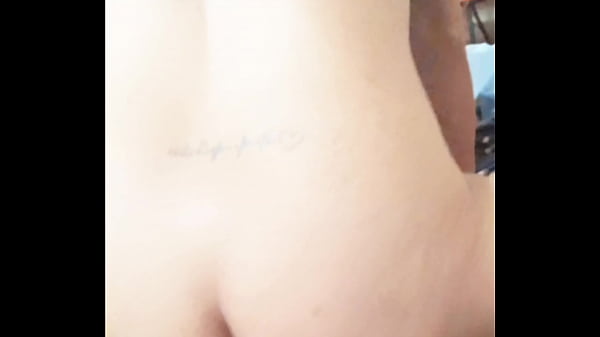 Mi primeras_grabaciones caseras culeando conel vecino y se_corrió_dentro de mi vagina humeda y jugosa