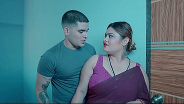 Nonton Sexy Figure Milf Bhabhi Seduced By Her Devar While She Was Alone At Home thumbnail