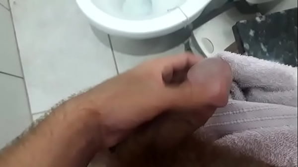 Punheta cheia de tes&atilde_o