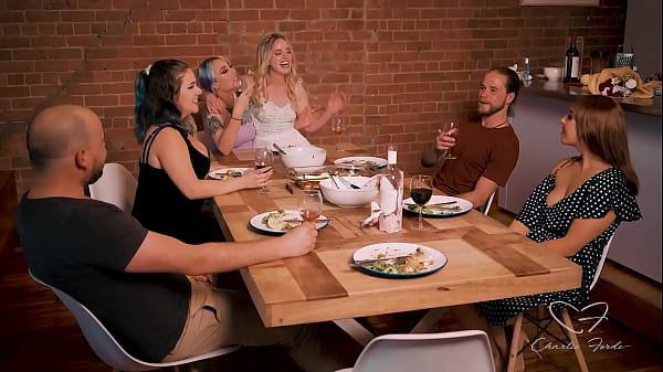 Play MP4 - Woody&comma; Violet Devine&comma; Trixie Monroe&comma; Nova&comma; Leo & Charlie's Orgy&excl;