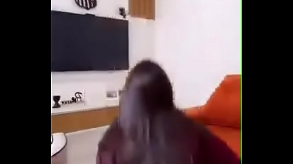 Sentando com vontade fazendo voc&ecirc; gozar