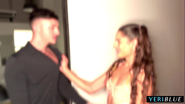 Nonton This Sweet Young Girl Wants Her Ass Pounded - Candie Luciani thumbnail