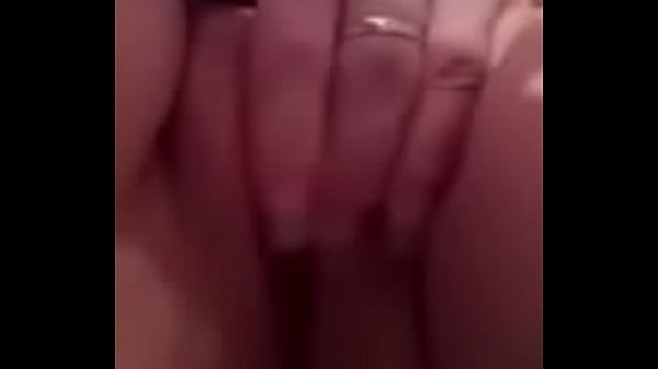 Nonton Pussy Rubbing thumbnail