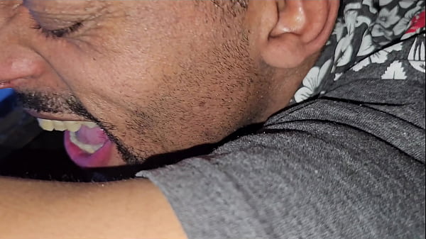 Morador De Rua Levando Uma Enorme Pica Preta No Cu Por Dinheiro Nos Fundos De Um Bar. thumbnail