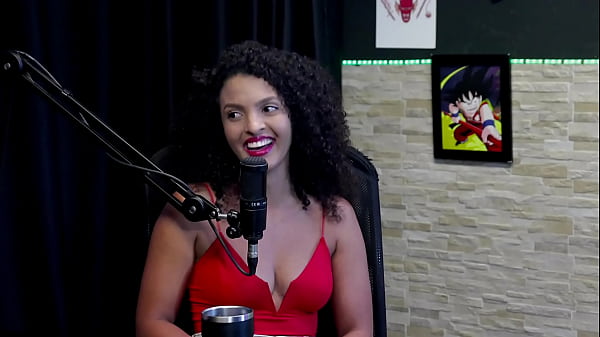 Foi para a Casa das Pimentinhas, frequenta o swing, gostou de gravar para as BRsileirinhas, e a grva&ccedil;&atilde;o que quer fazer... - Mia Luz (WATCH ON: SHEER/RED) 