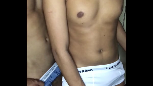 DOIS DOTADOS COM TES&Atilde_O