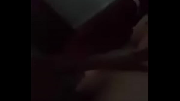 Nonton Leroy Pipes thumbnail