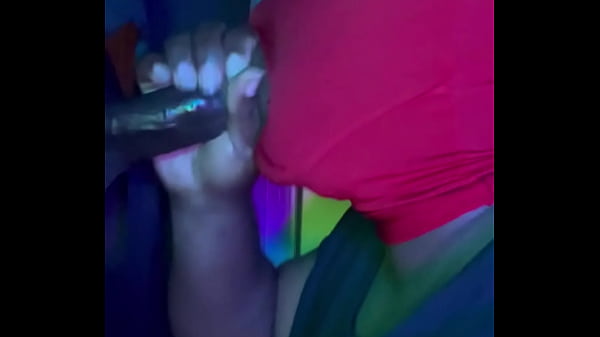 2nd BBC that hmu on TheBlowers this past weekend. He was definitely sexy, that combo always gets them to 