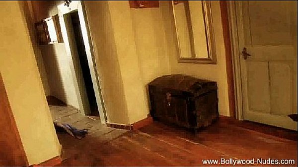 Bollywood Babe Indian Style MILFer 