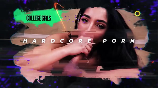 Nonton Gorgeous Brunette Siren Enjoys Intense Fucking thumbnail