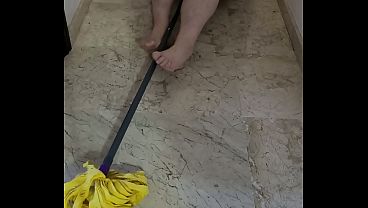 Coolmarina. Est&aacute; sucia vieja cae fulminante ante la llamada del vicio 