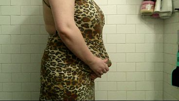 Nonton Hot Fat Bbw Milf & Pregnant Transgender Futunari With Huge Natural Saggy Tits Masturbates In Bathroom & Make Extreme Kinky Cumflation Show - Amateur Arabian Snowwhite thumbnail
