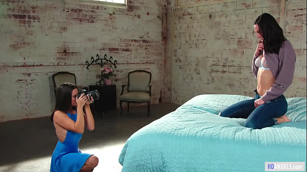 Hubby is_late from the photoshootwhat dowe do Aidra FoxCassidyKlein