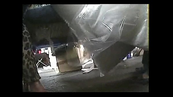 Play MP4 - Sexy shoe walking sounds arab feet