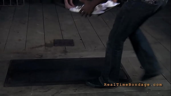 Nonton Sadomasochism Cage thumbnail