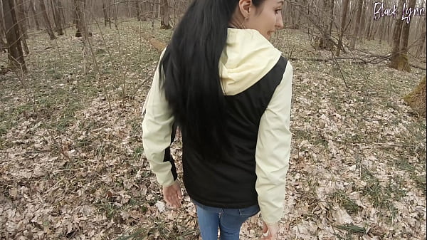 A walk for snowdrops turned into a juicy blowjob in the middle of the forest