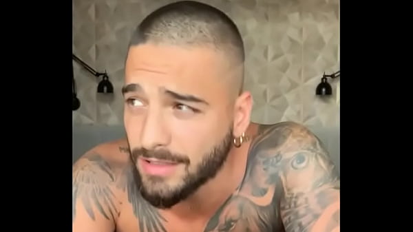 Gostoso dan&ccedil;ando 