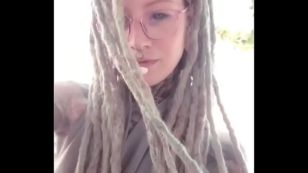 Nonton A Little Selfie Video From The Beach ?️ Soaking In The Sun And Good Vibes#beachselfie #oceansidevibes #sunnydays ... thumbnail