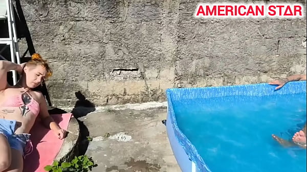 Nonton Enquanto Meu Vizinho Saiu, Comi A Mulher Dele thumbnail