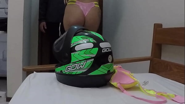 Moto Boy O Delivery Que Ganhou Um Boquete thumbnail