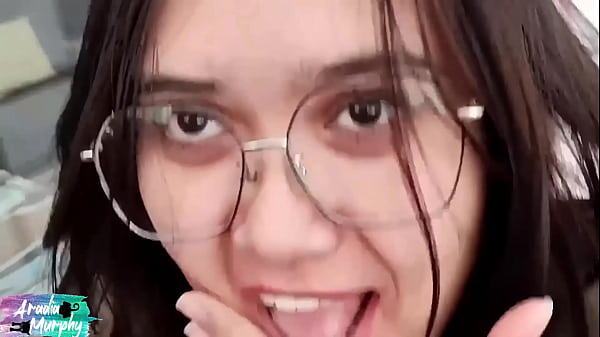 Impresionante Como Esta Chica La Chupa En Un Balcon Al Aire Libre thumbnail