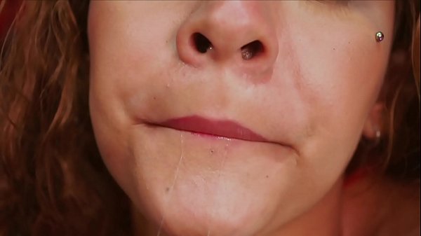 Play MP4 - Blowjob fetish with a perfect latina