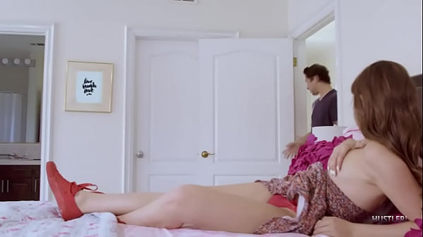 HUSTLER Caught My step Sister Masturbating_With Luna Rival
