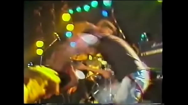 Nonton Metal Live thumbnail