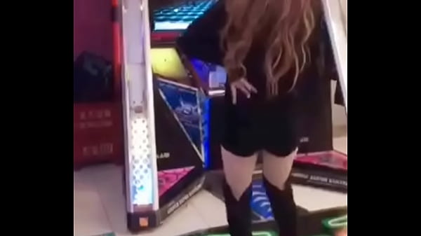 Nonton Coco thumbnail