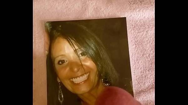 Latina Princess takes facial