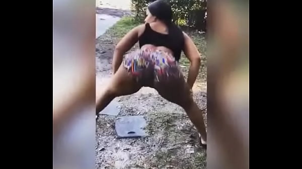 Throw dat azz in a circle 