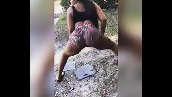 Throw dat azz in a circle