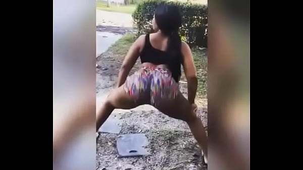 Throw dat azz in a circle 