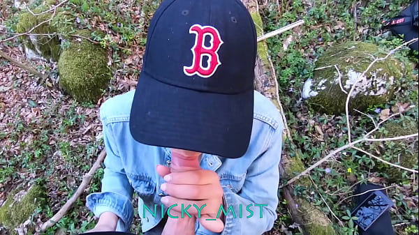 Play MP4 - Doesn't resist to cum in my stepsister mouth's